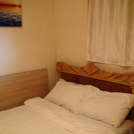 יירבאן Comfort Hostel מראה חיצוני תמונה